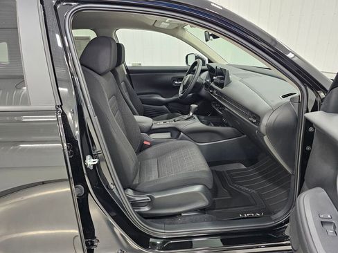 New 2026 Honda HR-V LX image 17