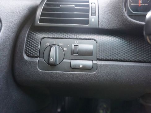 Used 2005 BMW 330Ci Convertible image 3