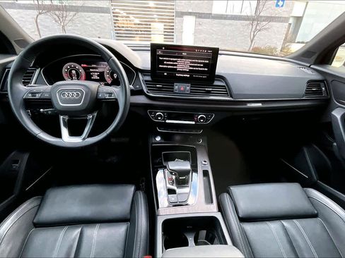 Certified 2022 Audi Q5 2.0T Prestige w/ Prestige Package image 16