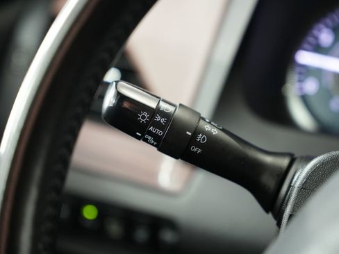 Used 2018 Toyota Sienna Limited Premium image 14