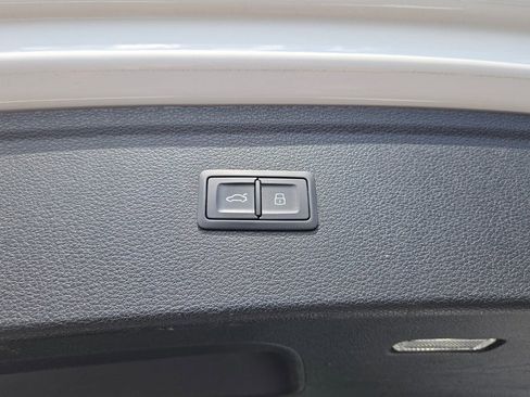 Used 2022 Audi Q5 2.0T Premium Plus image 16