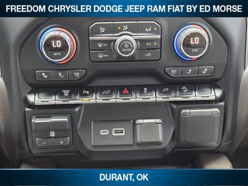 Used 2020 Chevrolet Silverado 2500 LTZ w/ LTZ Texas Edition AWD/4WD image 13