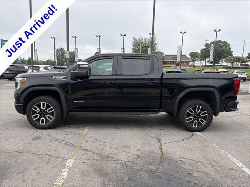 Used 2022 GMC Sierra 1500 AT4 w/ AT4 Premium Package AWD/4WD image 8