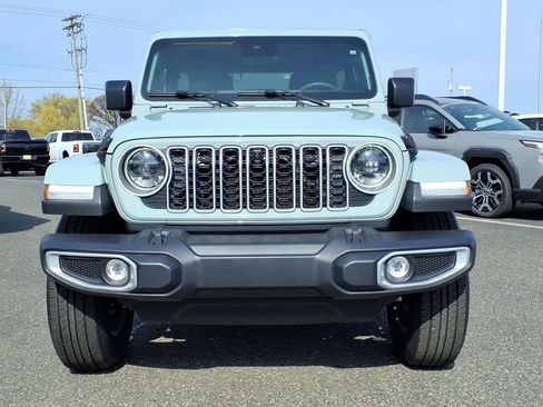 Certified 2024 Jeep Wrangler Sahara w/ Technology Group image 2