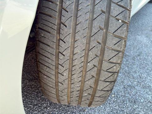 Used 2019 Honda Accord Touring image 10