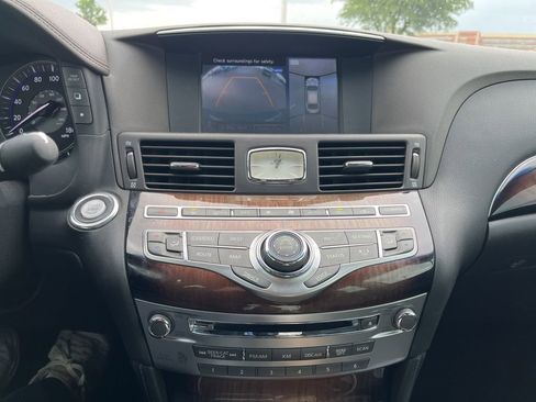 Used 2015 INFINITI Q70 L 3.7 w/ Deluxe Touring Package image 13