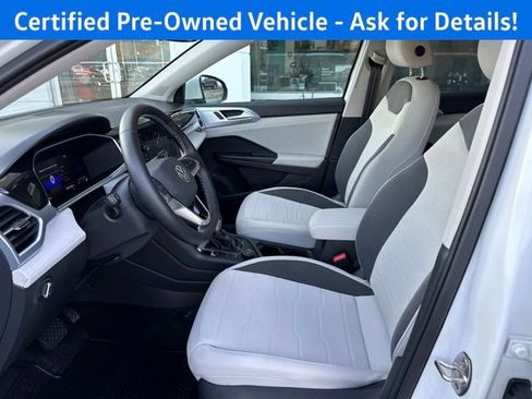 Used 2026 Volkswagen Taos SE w/ Taos Adventure Package AWD/4WD image 8