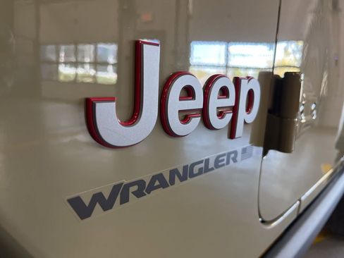 New 2026 Jeep Wrangler Rubicon AWD/4WD image 12