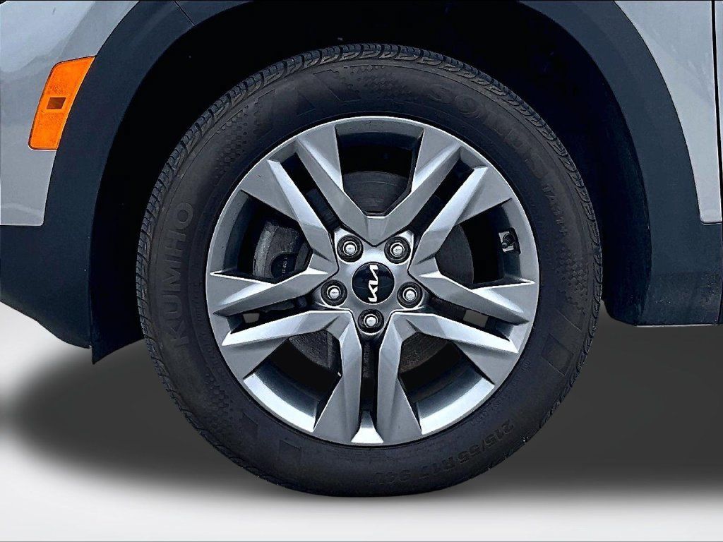Used 2023 Kia Seltos LX AWD/4WD image 10