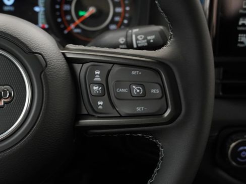 New 2026 Jeep Gladiator Mojave w/ Safety Group image 28