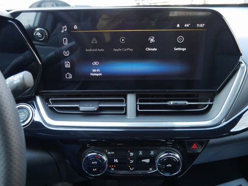 New 2026 Chevrolet Trax RS image 15