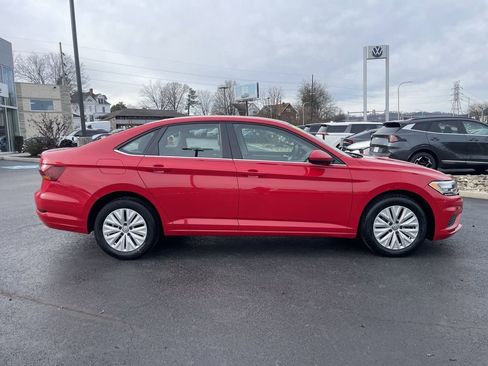 Used 2019 Volkswagen Jetta S w/ Driver Assistance Package image 4