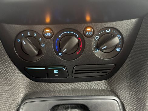 Used 2016 Ford Transit Connect XL FWD image 17