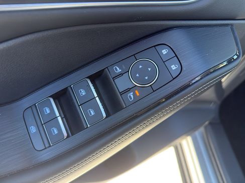 Certified 2023 Nissan Rogue Platinum w/ Platinum Premium Package image 24