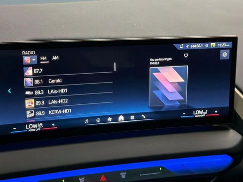 Used 2025 BMW X3 xDrive30i w/ Convenience Package image 22