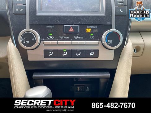 Used 2014 Toyota Camry LE FWD image 16