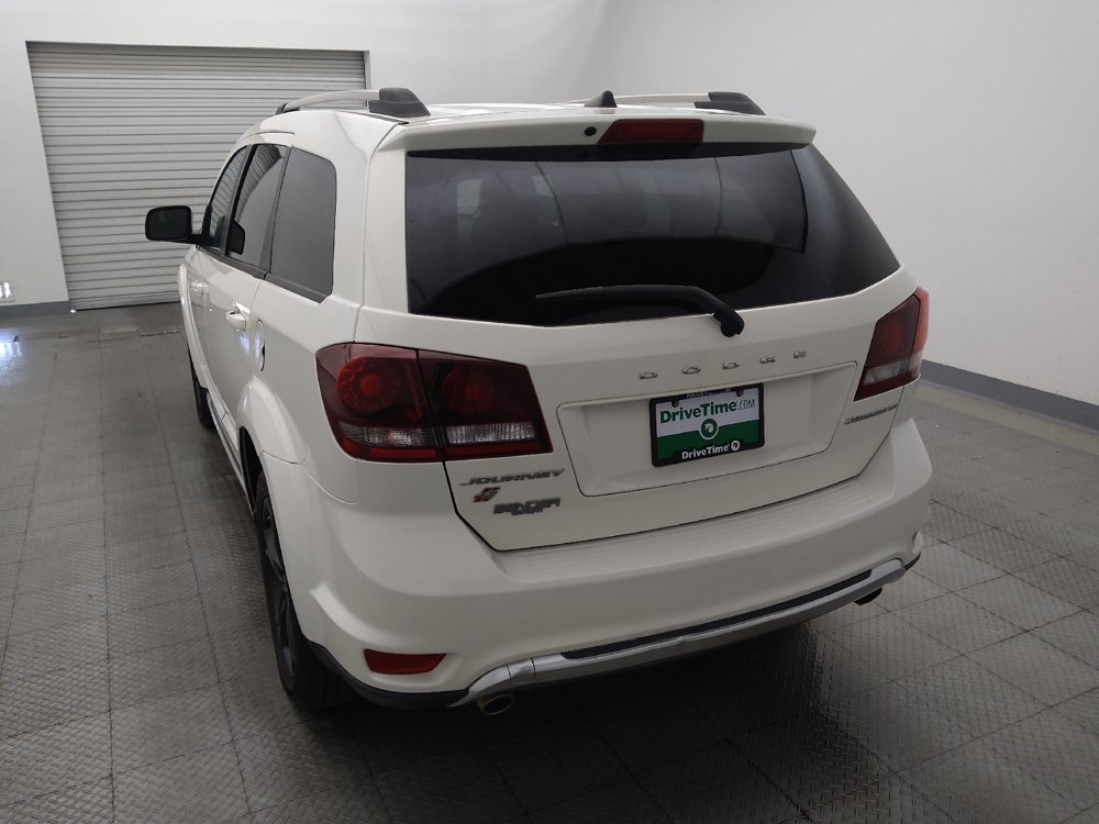 Used 2019 Dodge Journey Crossroad AWD/4WD image 6