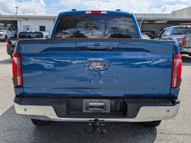 Used 2024 Ford F150 Lariat w/ FX4 Off-Road Package AWD/4WD image 4