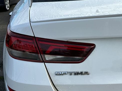 Used 2019 Kia Optima S w/ S Panoramic Sunroof Package image 13