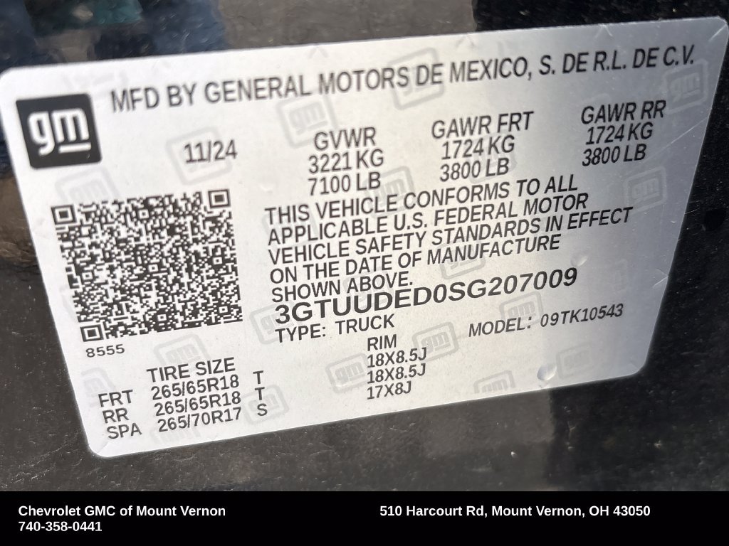 Used 2025 GMC Sierra 1500 SLT AWD/4WD image 31