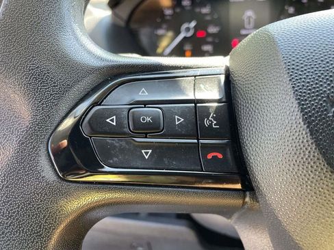 Used 2022 Dodge Charger R/T w/ Plus Group RWD image 18