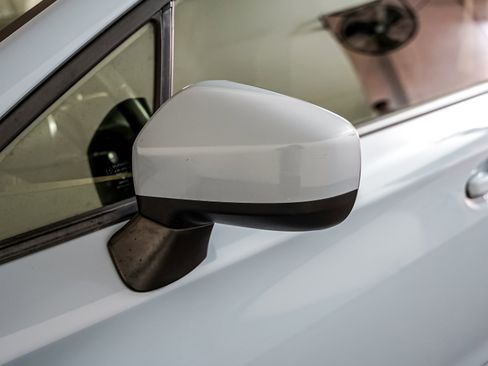 Used 2020 Subaru Crosstrek 2.0i Premium w/ Moonroof Package 1 image 23