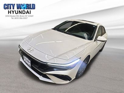 Used 2024 Hyundai Elantra SEL w/ Convenience Package