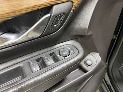 Used 2018 GMC Terrain SLE w/ Driver Convenience Package AWD/4WD image 20