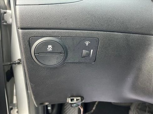 Used 2010 Hyundai Genesis 3.8 image 20