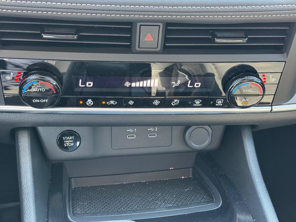 Used 2026 Nissan Rogue Dark Armor FWD image 21