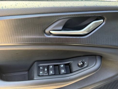 Used 2024 Jeep Grand Cherokee Altitude AWD/4WD image 14