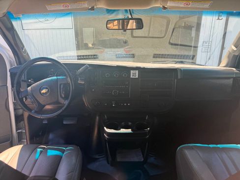 Used 2020 Chevrolet Express 2500 w/ Driver Convenience Package RWD image 17