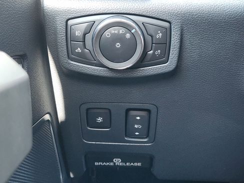 Used 2022 Ford F250 Lariat w/ Lariat Ultimate Package AWD/4WD image 22