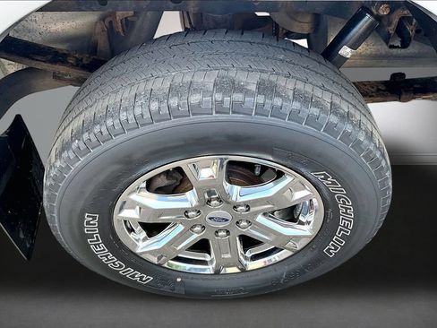 Used 2018 Ford F150 XLT w/ Equipment Group 301A Mid AWD/4WD image 31