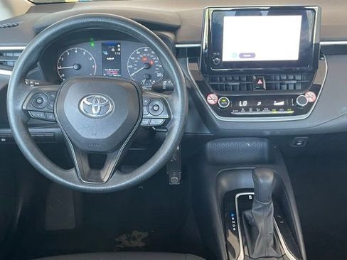 Used 2023 Toyota Corolla LE image 12