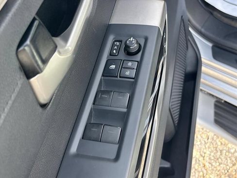 Used 2022 Toyota Tundra Limited AWD/4WD image 27