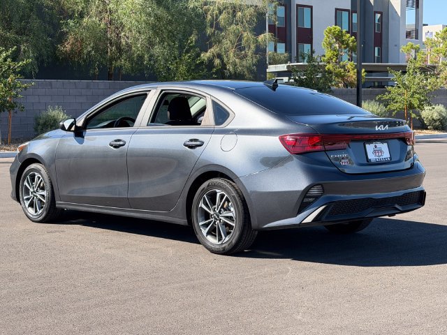Used 2024 Kia Forte LXS FWD image 4
