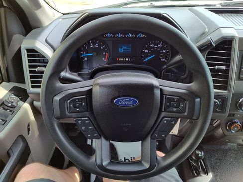 Used 2017 Ford F250 XL w/ Power Equipment Group AWD/4WD image 33