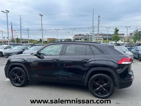 Used 2023 Volkswagen Atlas Cross Sport SEL R-Line AWD/4WD image 4