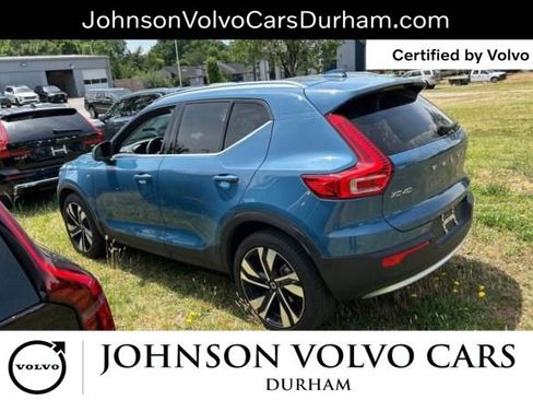 Used 2023 Volvo XC40 B5 Plus w/ Protection Package Premier AWD/4WD image 5
