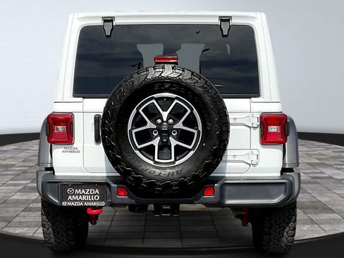 Used 2025 Jeep Wrangler Unlimited Rubicon w/ Convenience Group image 6