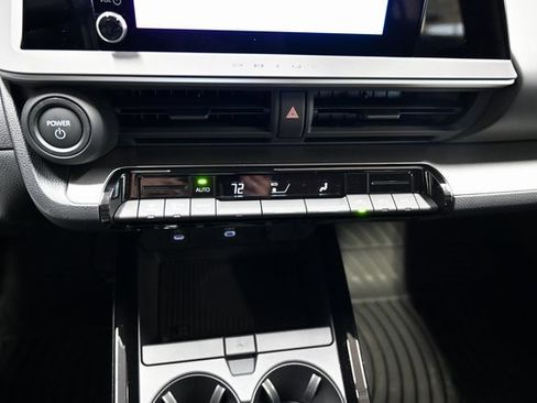 New 2026 Toyota Prius LE image 17