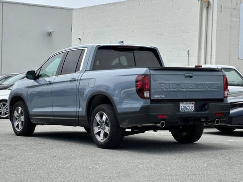 Used 2025 Honda Ridgeline RTL image 5