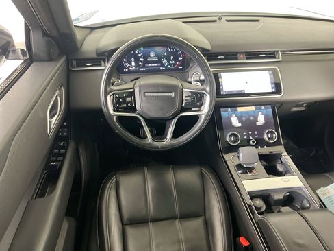 Used 2021 Land Rover Range Rover Velar R-Dynamic S image 23