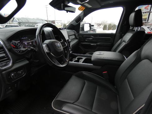 Used 2021 RAM 1500 Laramie image 12