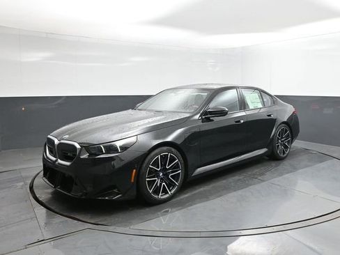 New 2026 BMW M5 image 34