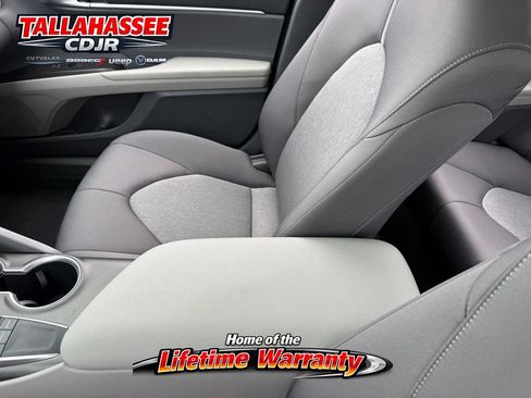 Used 2024 Toyota Camry LE FWD image 24