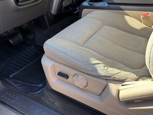 Used 2013 Ford F150 XLT w/ Luxury Equipment Group image 17