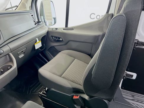 New 2026 Ford Transit 250 148 Medium Roof Extended AWD w/ Load Area Protection Package image 25
