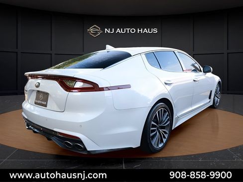 Used 2019 Kia Stinger Premium RWD image 14